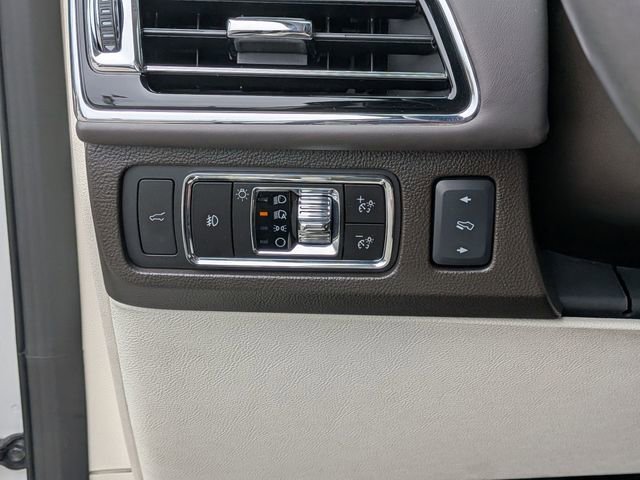 Used 2023 Lincoln Navigator Black Label image 15