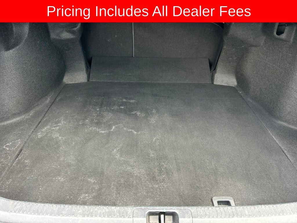 Used 2022 Toyota Camry SE FWD image 13