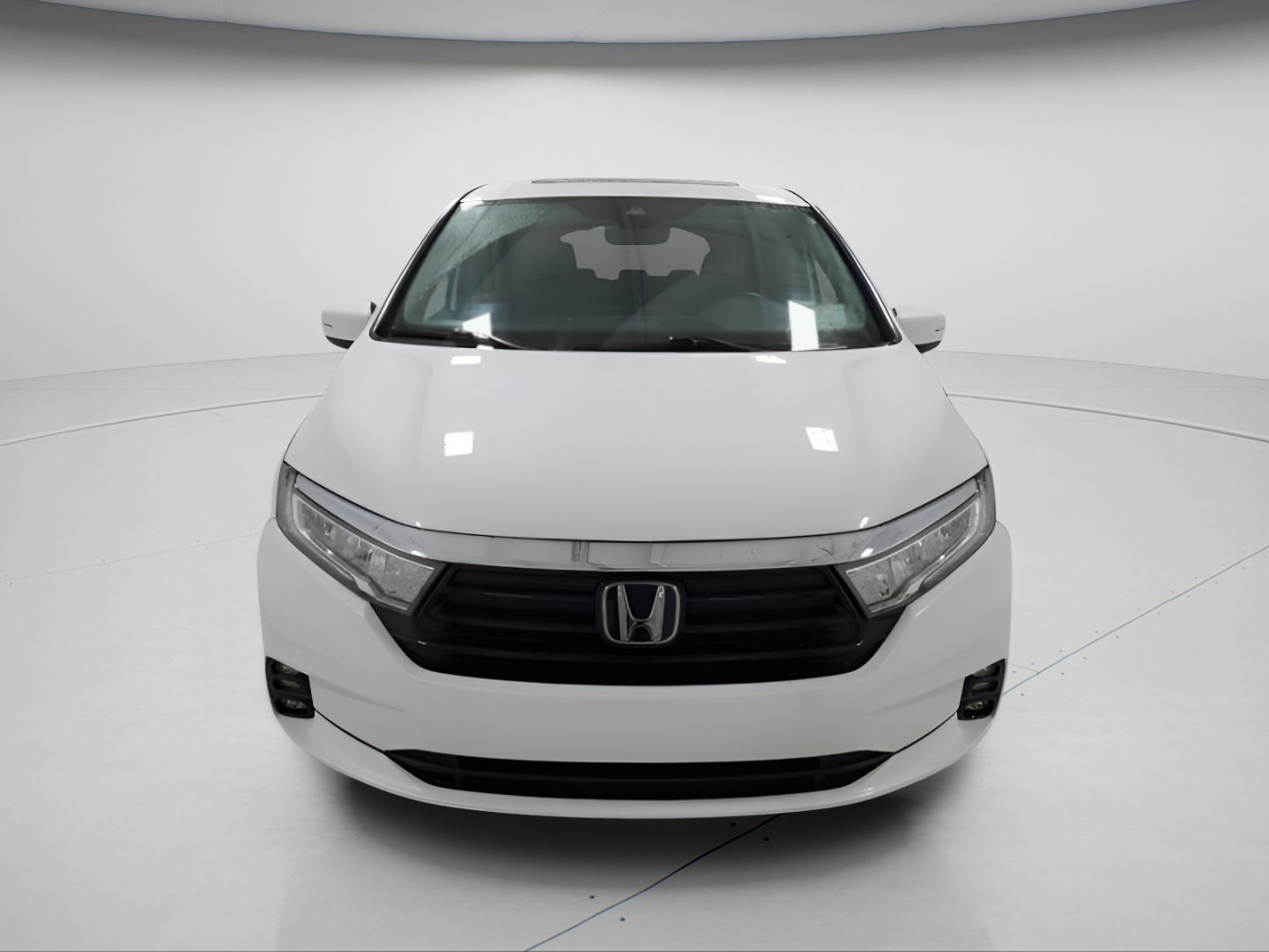 Certified 2024 Honda Odyssey EX-L image 2