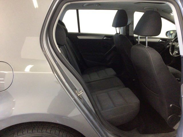 Used 2014 Volkswagen Golf TDI FWD image 7