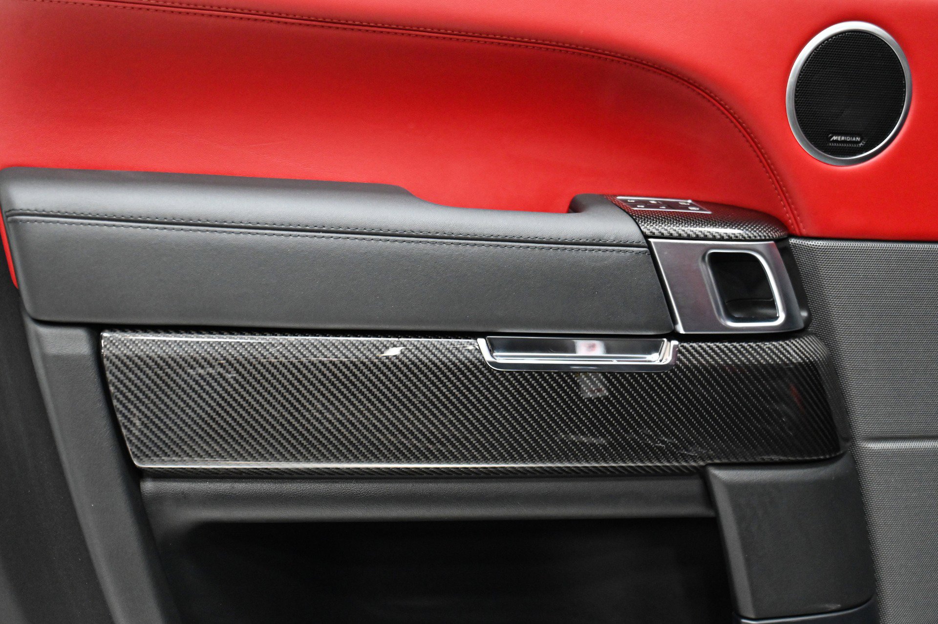 Used 2022 Land Rover Range Rover Sport SVR Carbon Edition image 26