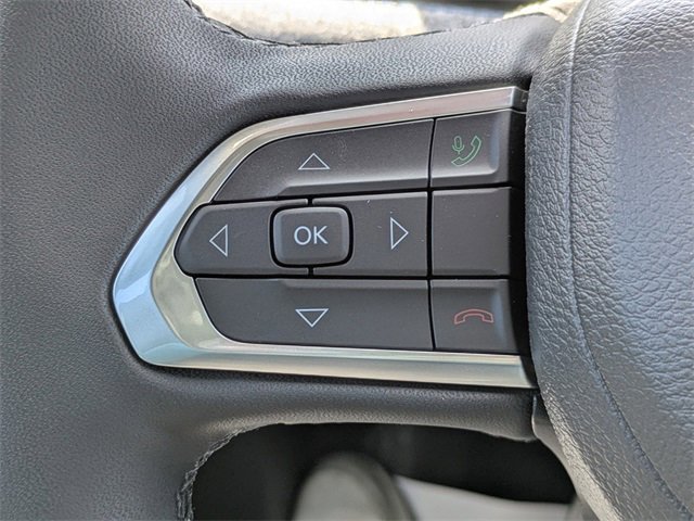 New 2025 Jeep Compass Latitude w/ Sun & Sound Group image 25