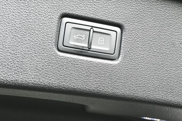 New 2025 Audi Q5 2.0T Premium Plus image 29