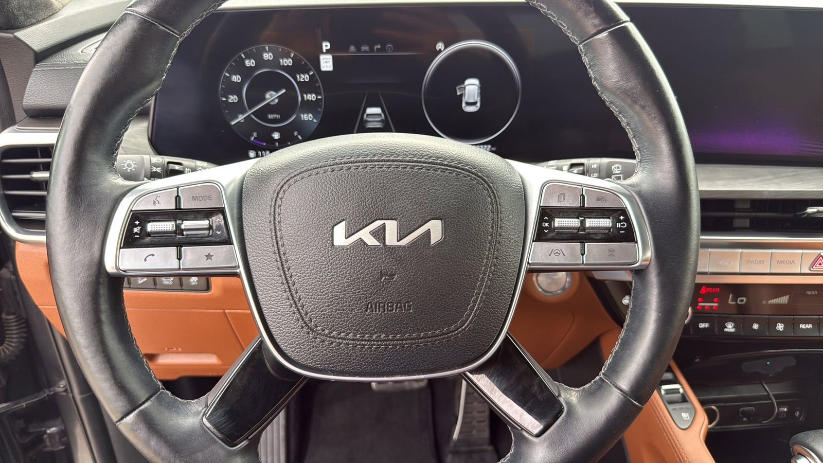 Used 2024 Kia Telluride SX Prestige X-Pro AWD/4WD image 14