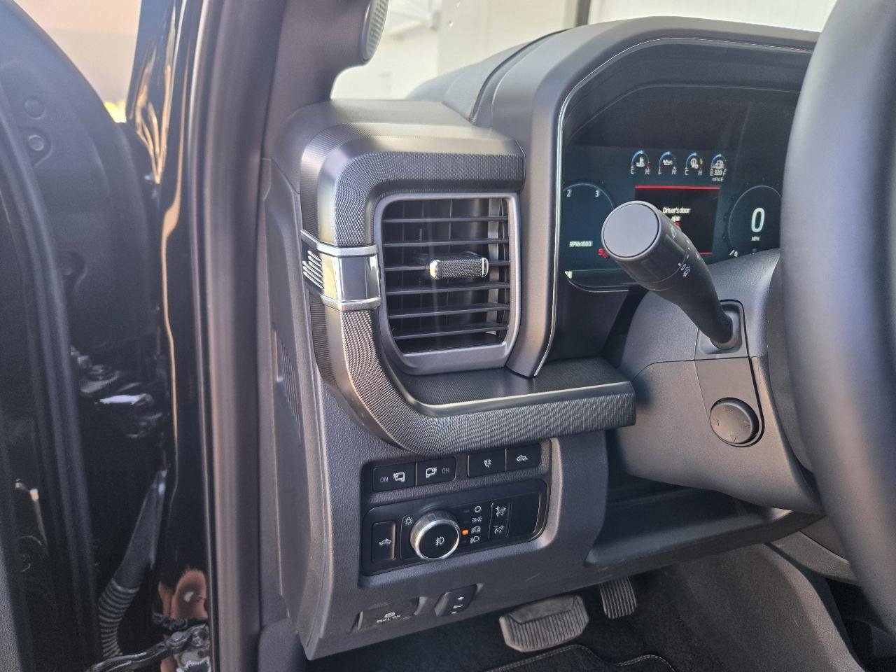 Used 2024 Ford F450 Platinum AWD/4WD image 35