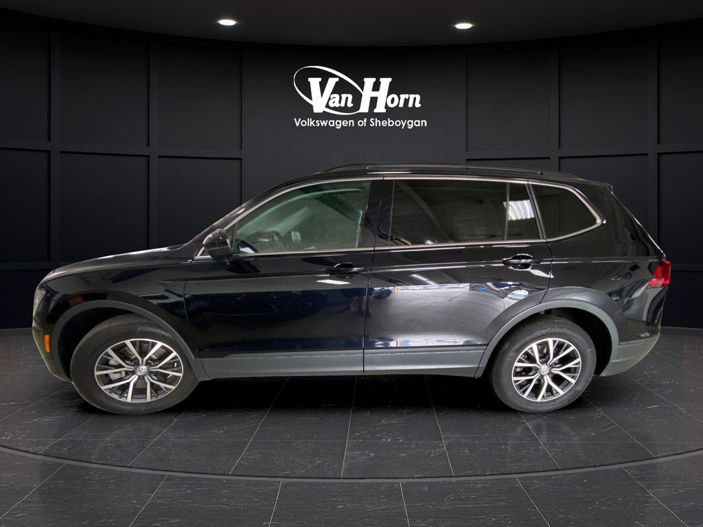 Used 2019 Volkswagen Tiguan SE w/ Panoramic Sunroof Package AWD/4WD image 4
