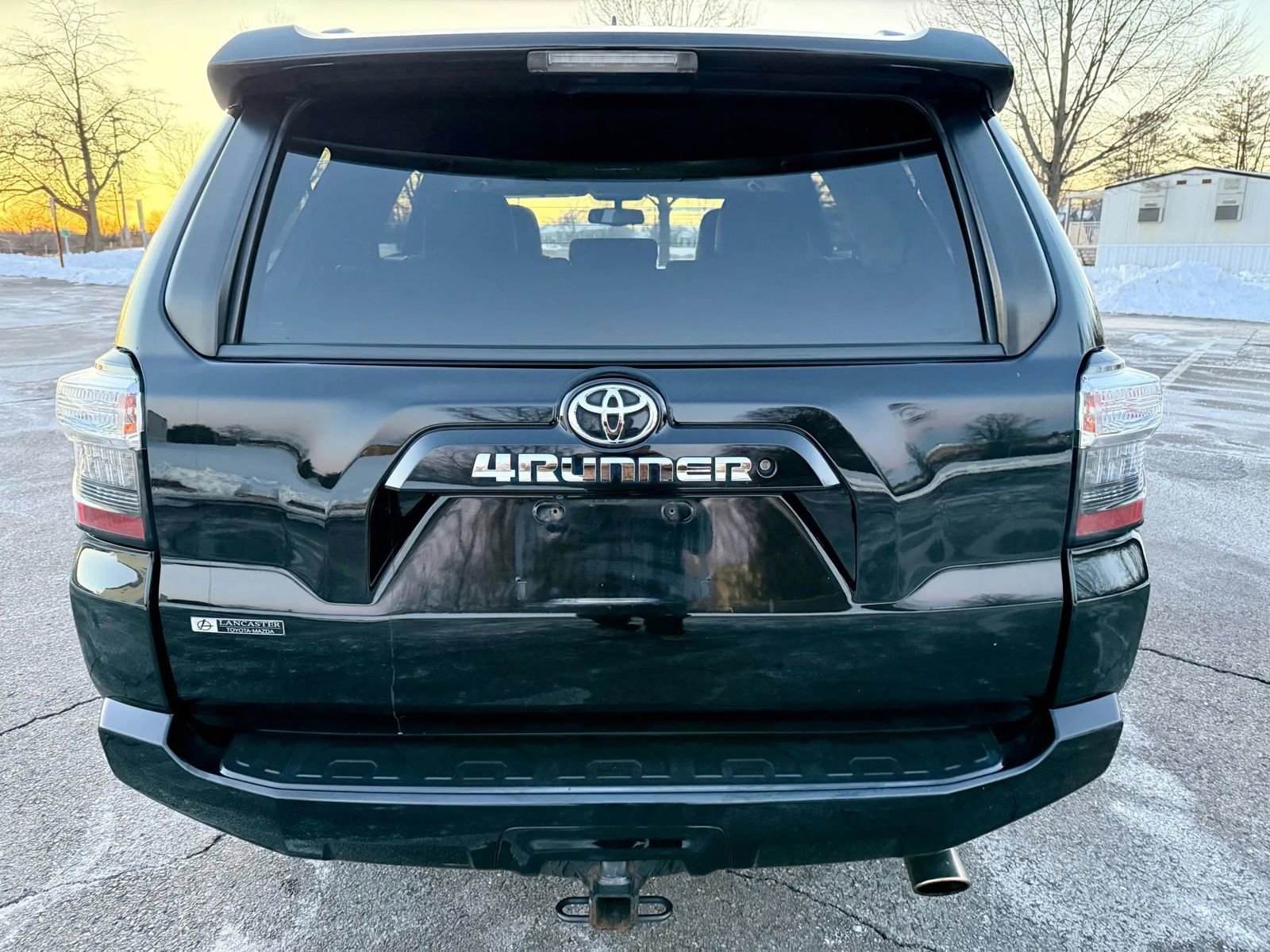 Used 2017 Toyota 4Runner Limited image 7