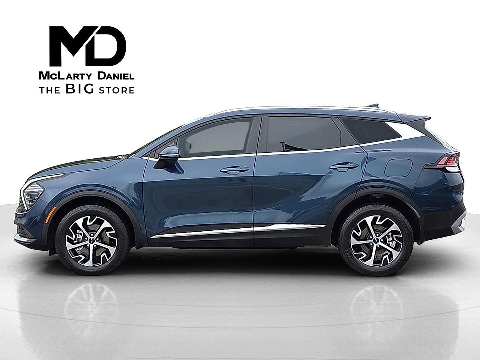 Used 2025 Kia Sportage EX video 3