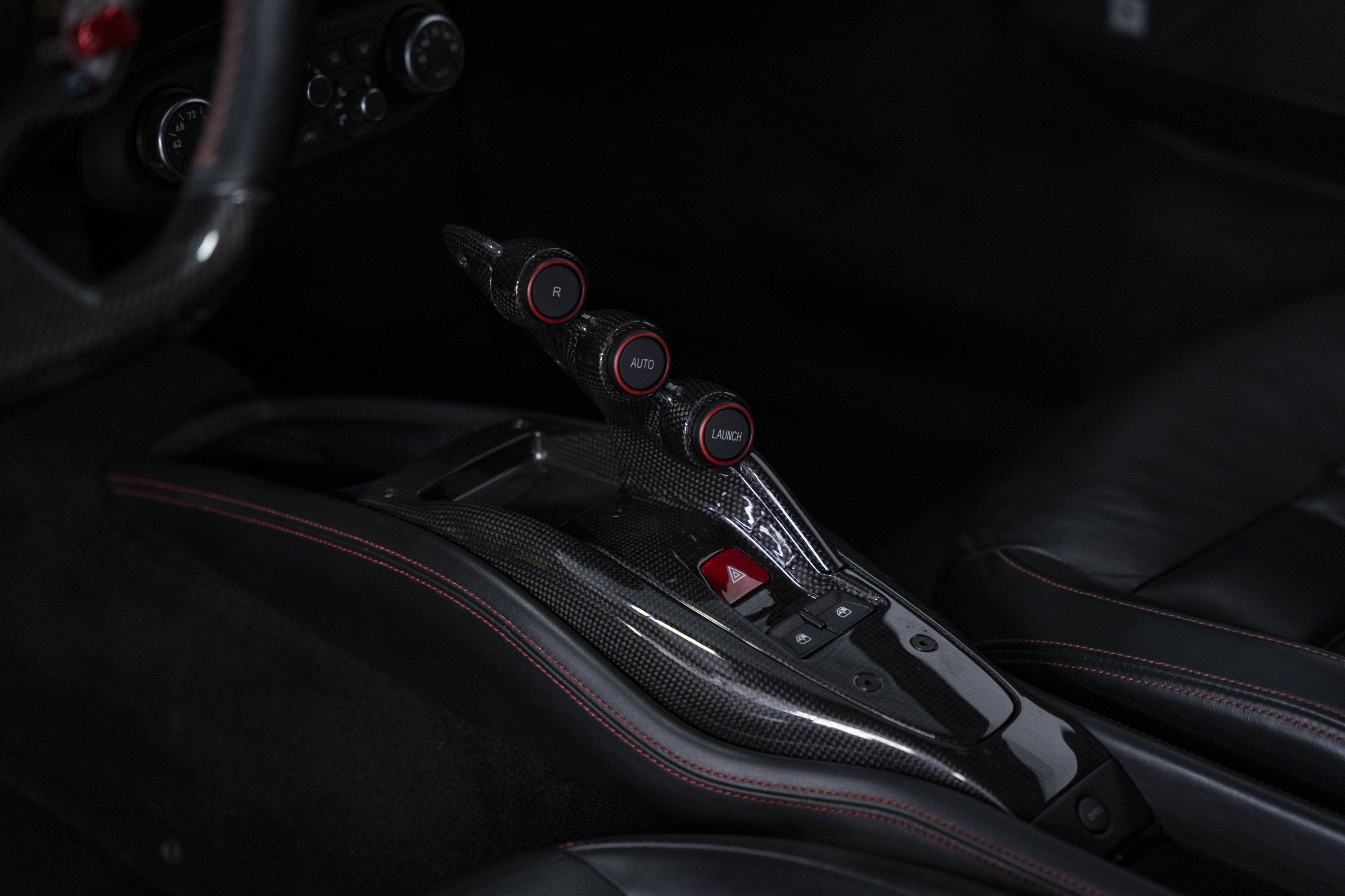 Used 2011 Ferrari 458 Italia Coupe RWD image 45