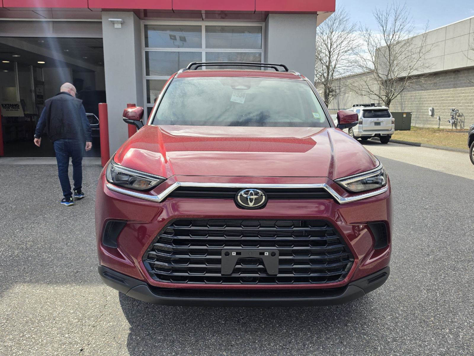 New 2026 Toyota Grand Highlander XLE image 9