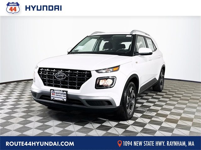 New 2025 Hyundai Venue SEL image 1