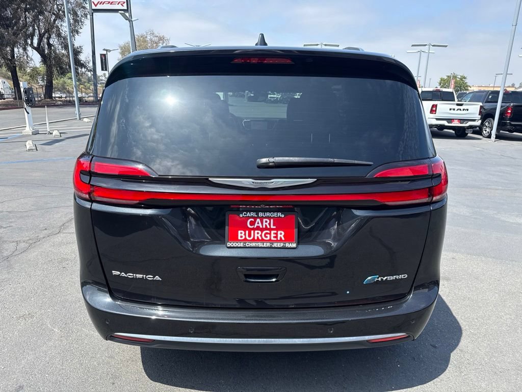 Certified 2023 Chrysler Pacifica Pinnacle FWD image 6