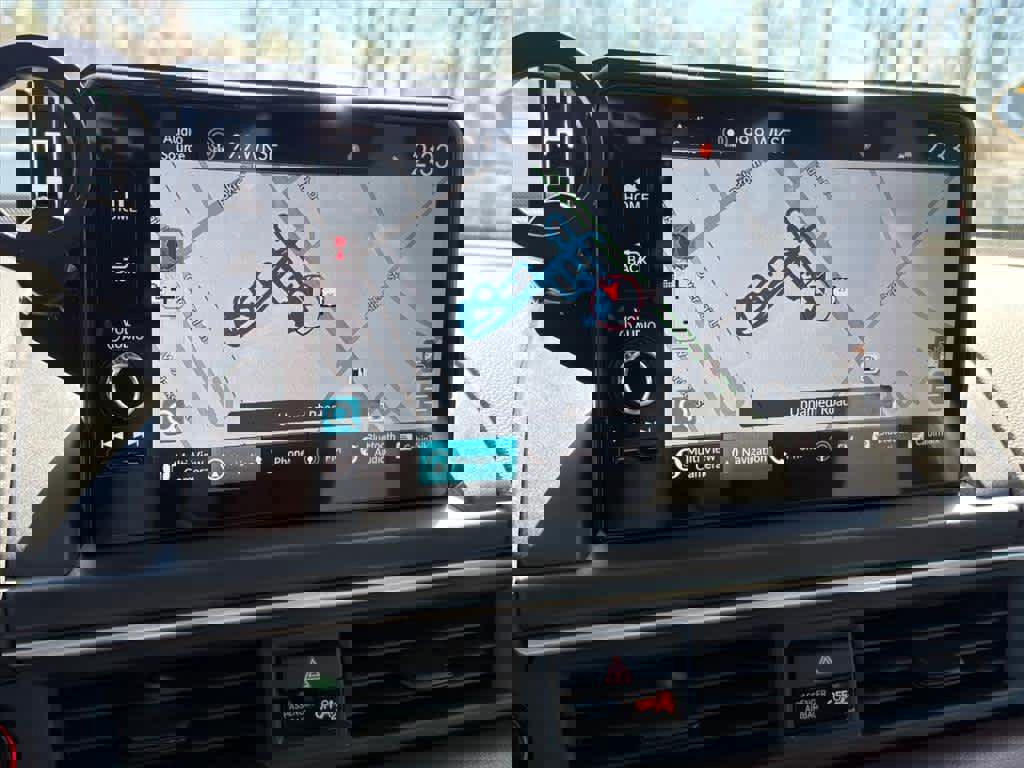 Used 2025 Honda Pilot Elite image 13