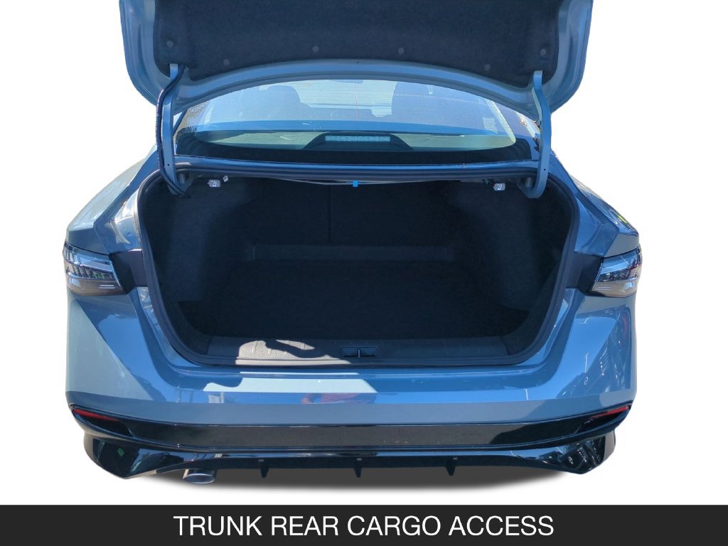 New 2027 Nissan Sentra SR w/ Floor Mat Package FWD image 23