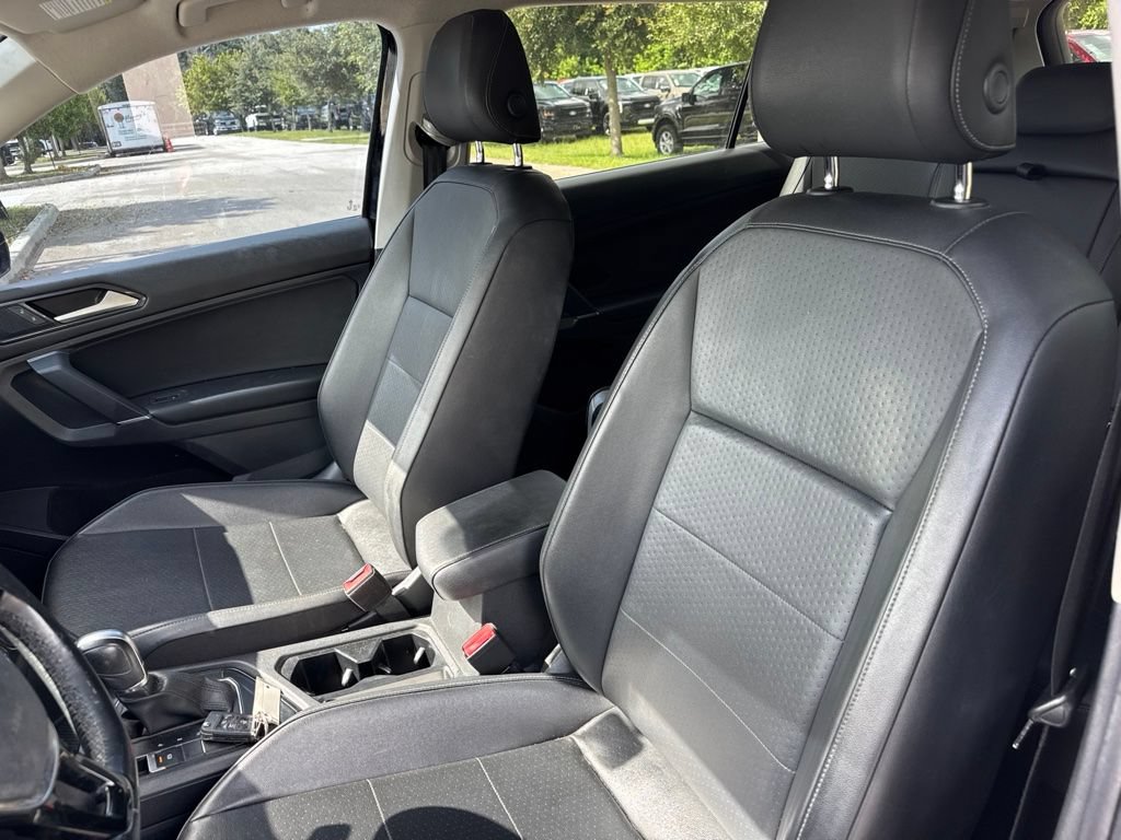 Used 2018 Volkswagen Tiguan SE FWD image 10