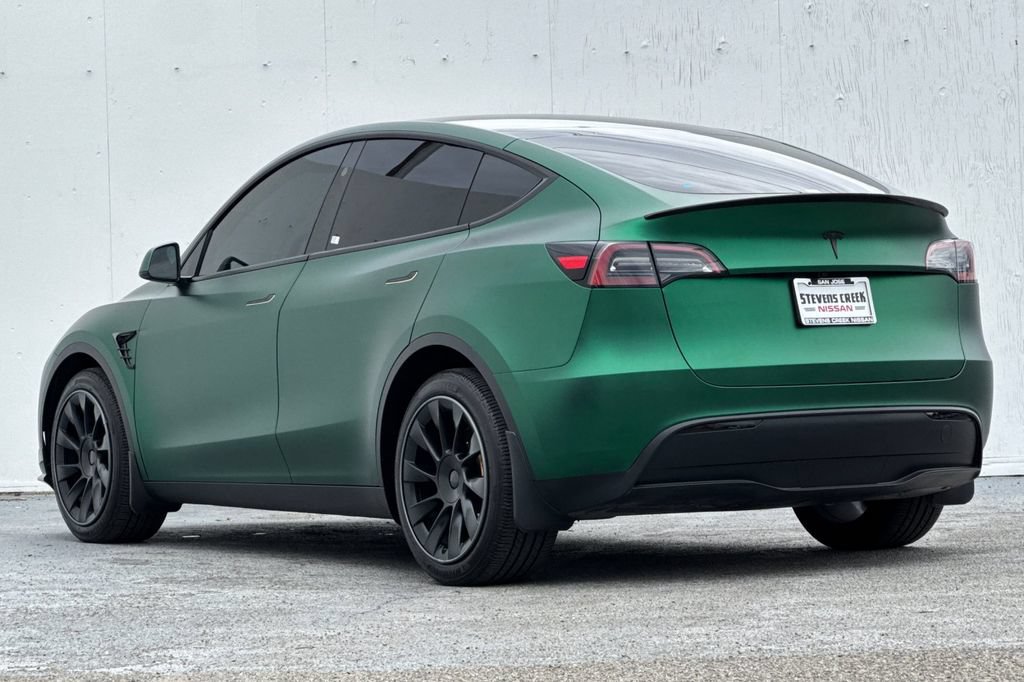 Used 2025 Tesla Model Y Long Range RWD image 5