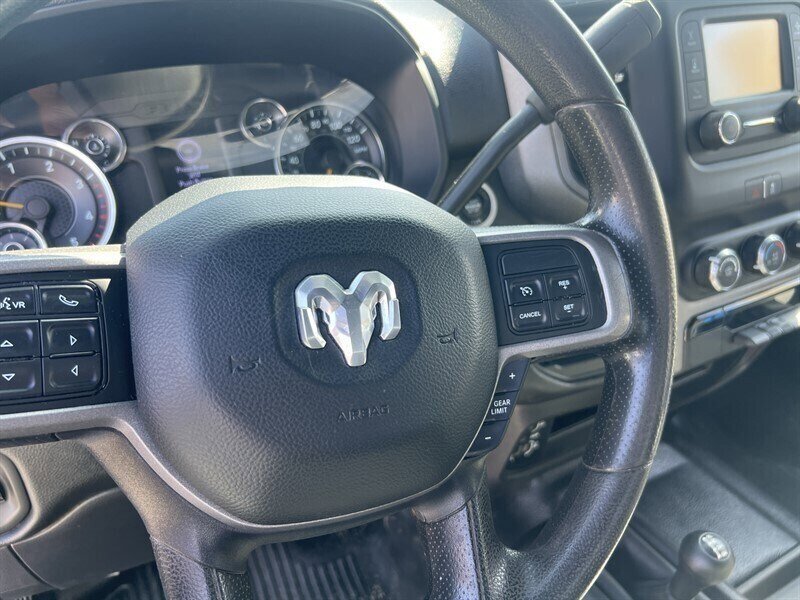 Used 2022 RAM 2500 Tradesman w/ Chrome Appearance Group AWD/4WD image 16