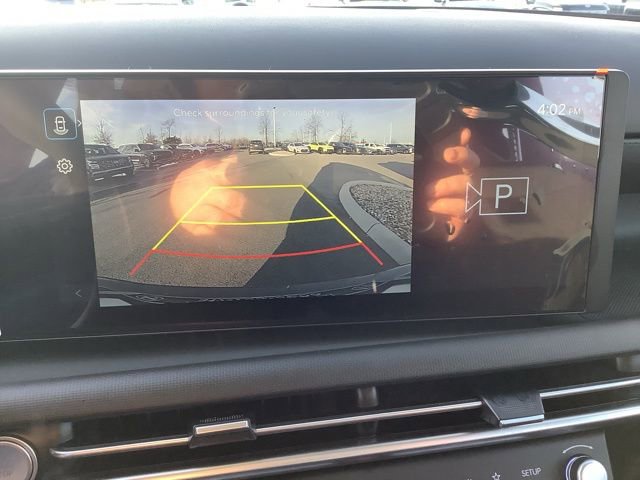 Certified 2025 Hyundai Tucson SE image 13