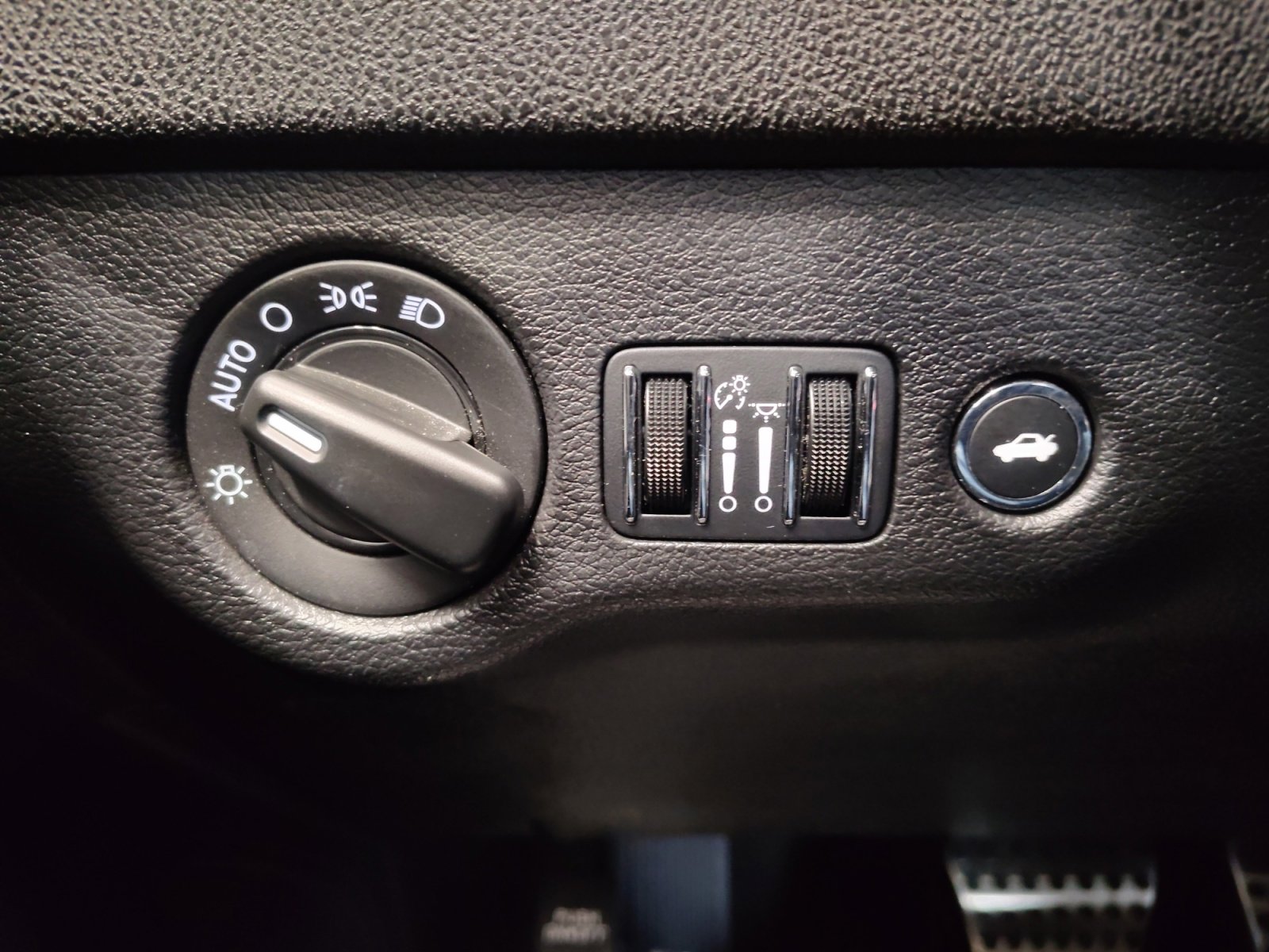 Used 2023 Dodge Charger GT w/ Blacktop Special Edition AWD/4WD image 25