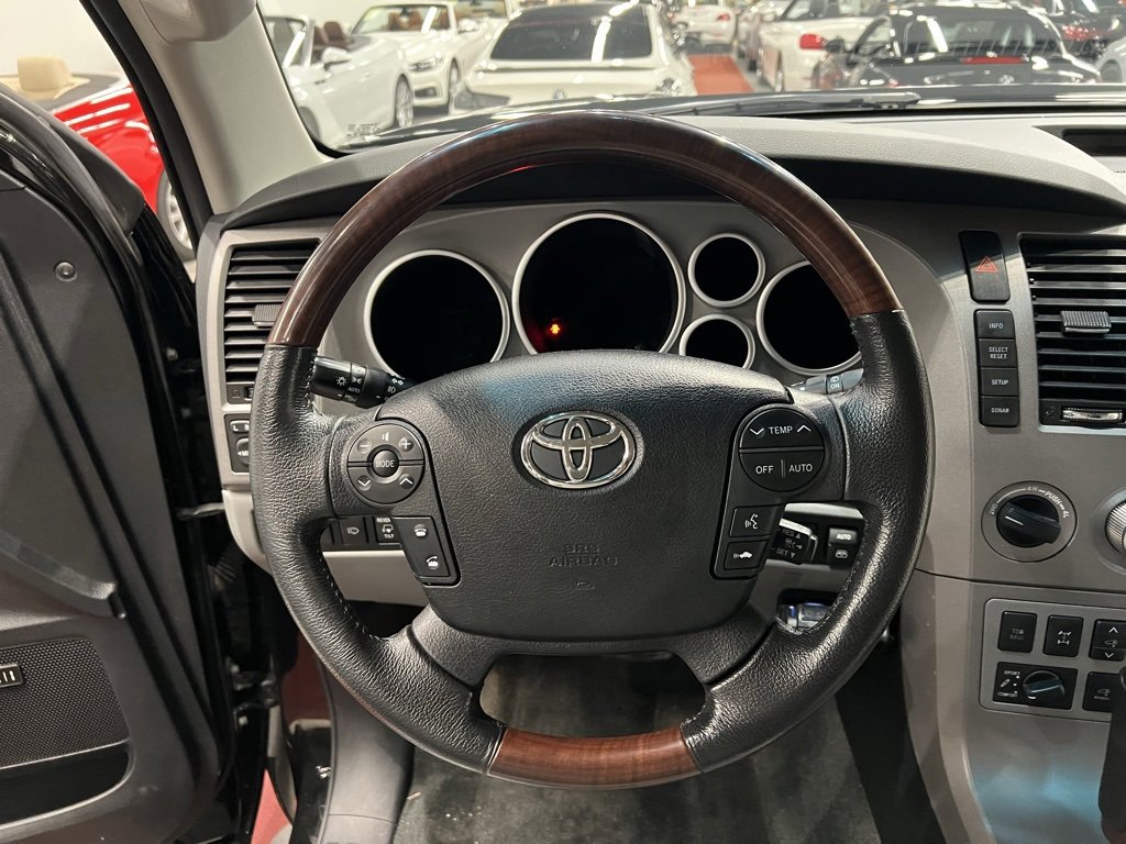 Used 2012 Toyota Sequoia Platinum image 41