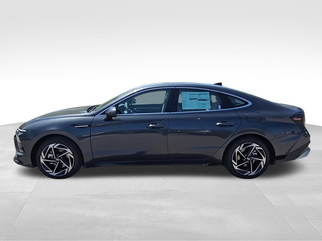 New 2026 Hyundai Sonata SEL FWD image 5