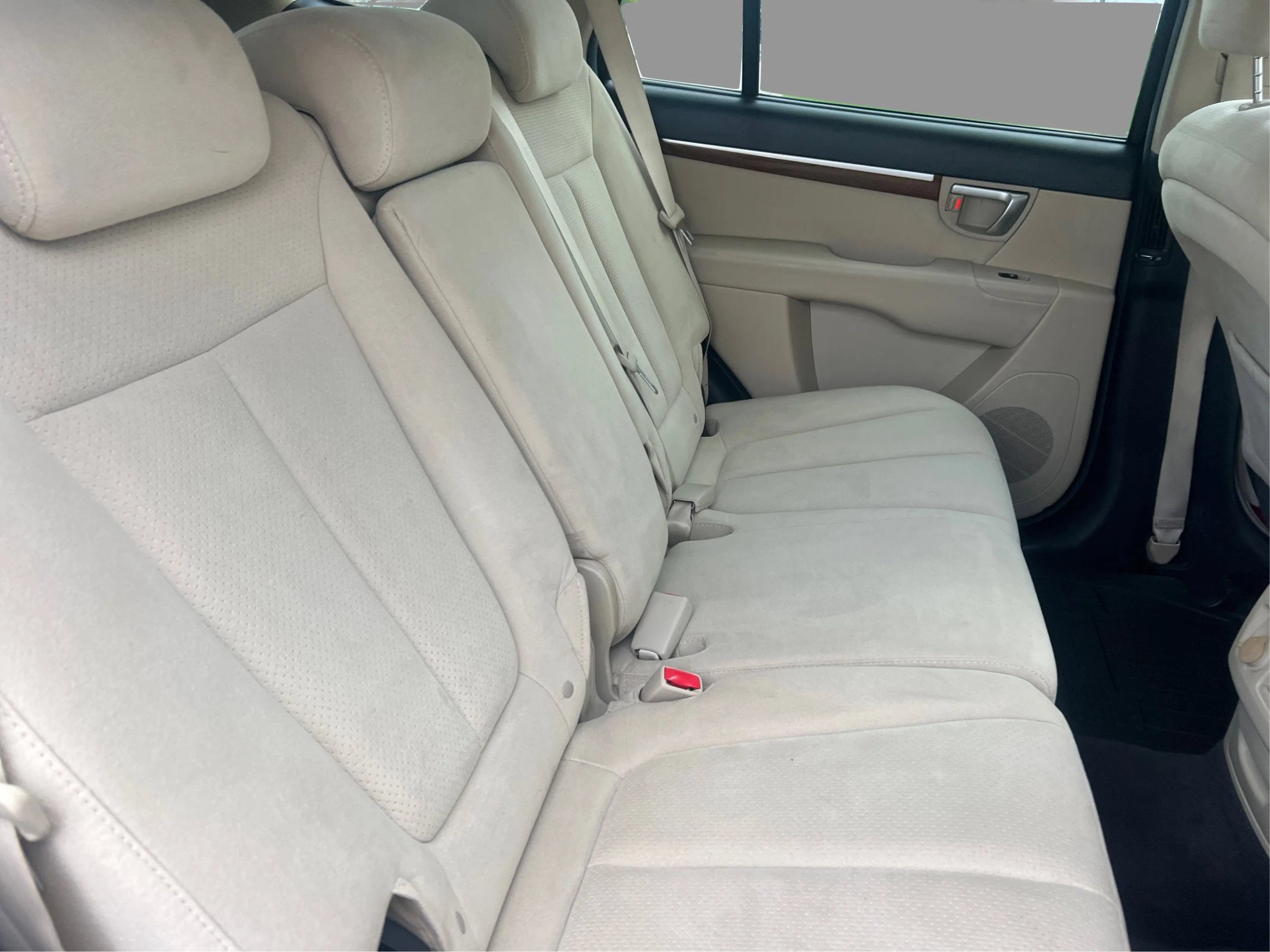 Used 2009 Hyundai Santa Fe SE FWD image 27