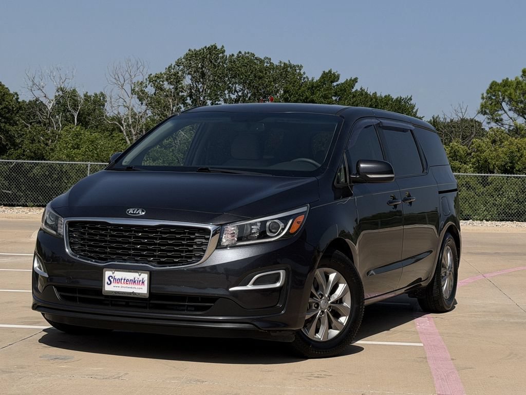 Used 2021 Kia Sedona LX FWD image 2