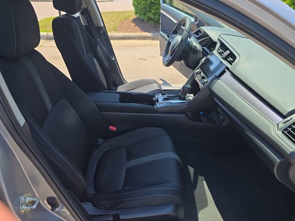 Used 2017 Honda Civic EX-T image 16