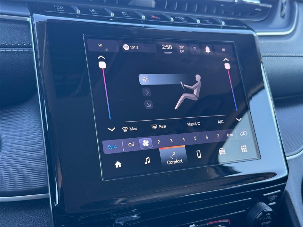 Used 2024 Jeep Grand Cherokee Laredo image 23