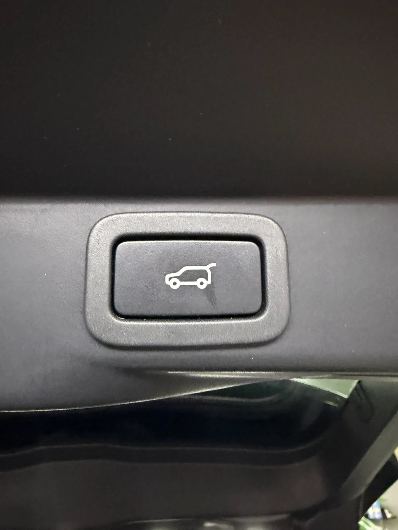 Used 2015 Land Rover Range Rover Sport Supercharged AWD/4WD image 44