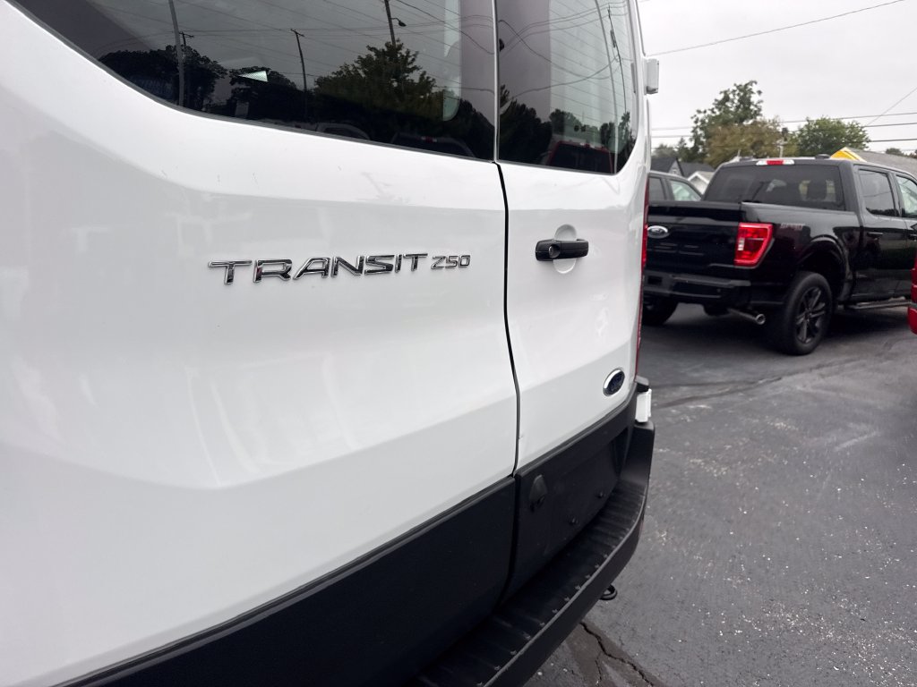 Used 2025 Ford Transit 250 Low Roof w/ Exterior Upgrade Package RWD image 12