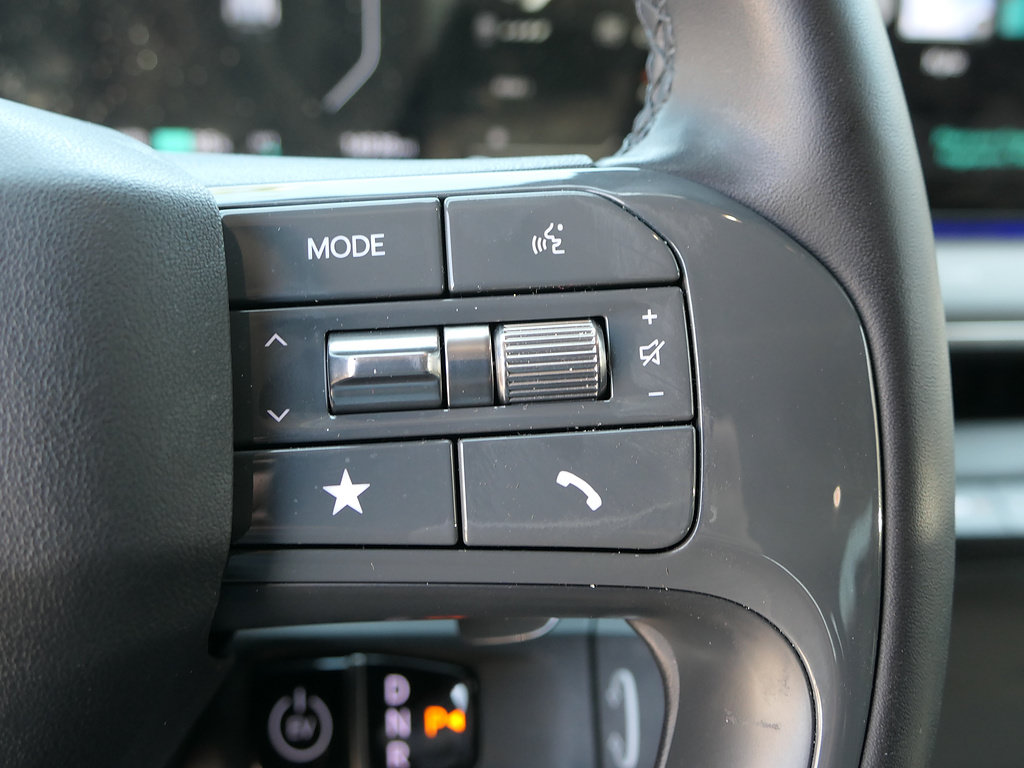 Used 2024 Kia EV9 Land AWD/4WD image 16