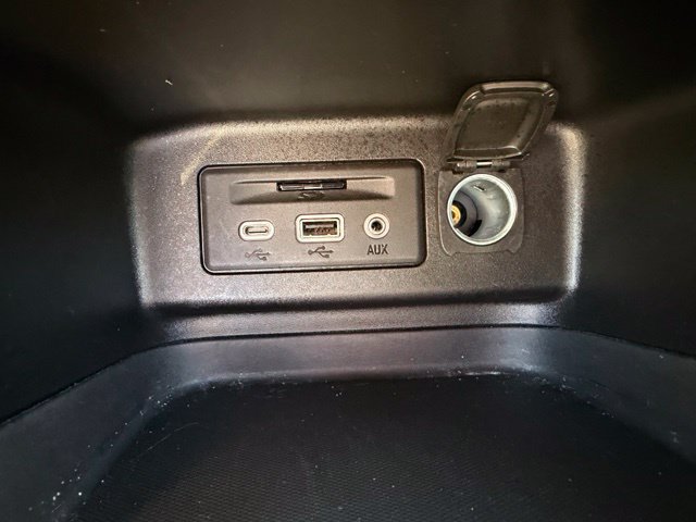 Certified 2022 Chevrolet Equinox RS w/ Infotainment Package FWD image 20