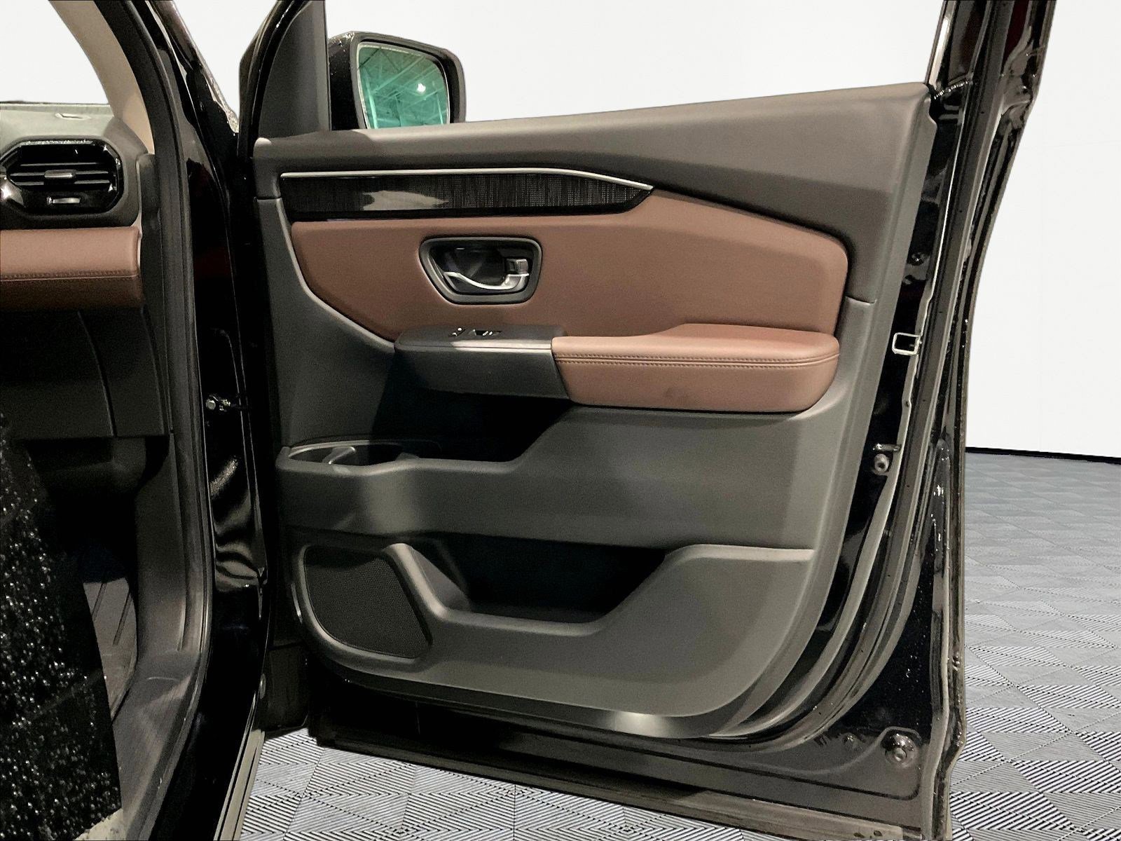 Used 2023 Honda Pilot Elite image 29