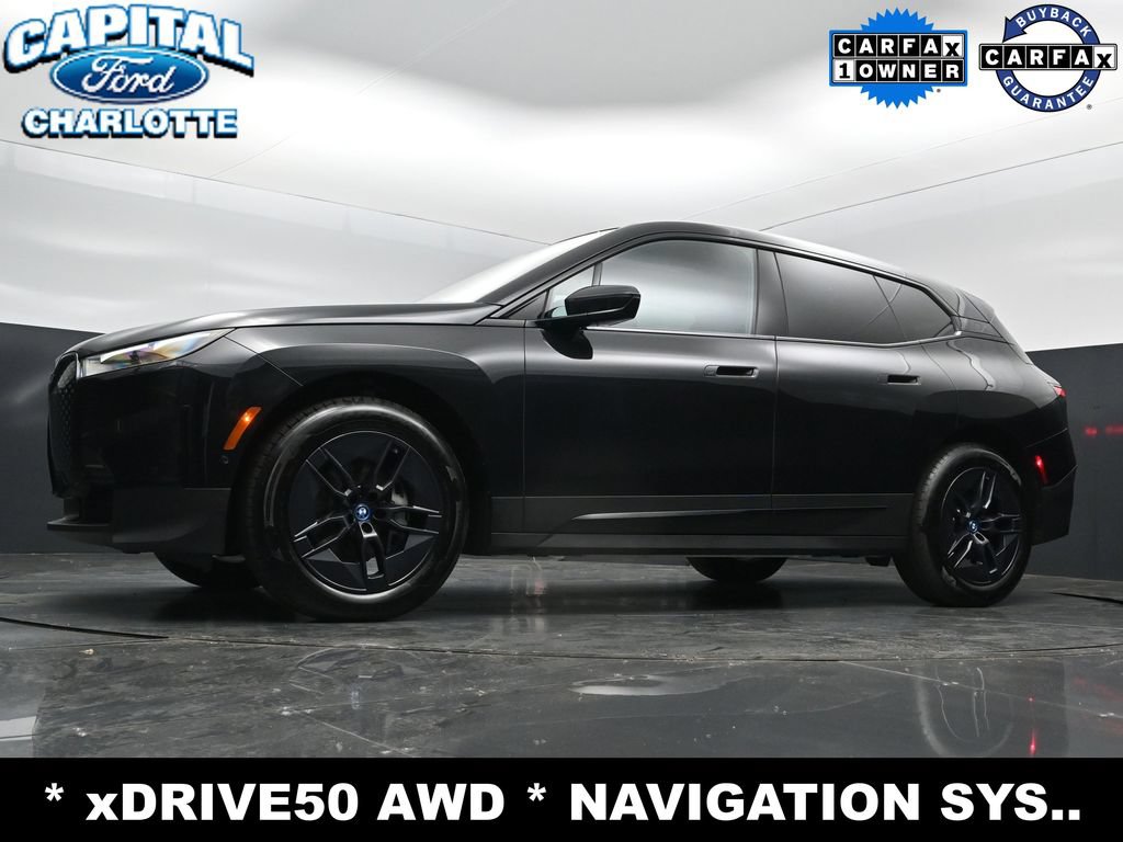Used 2023 BMW iX xDrive50 AWD/4WD image 21
