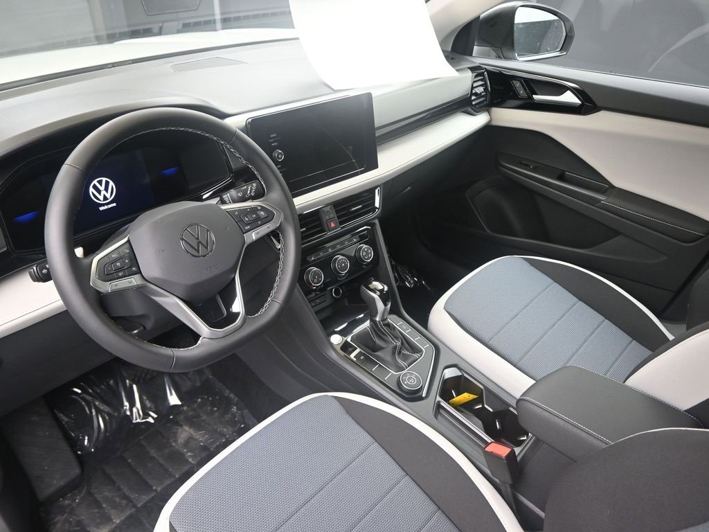 New 2025 Volkswagen Taos S image 22