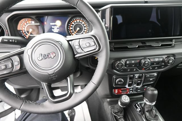 New 2026 Jeep Gladiator Rubicon AWD/4WD image 30