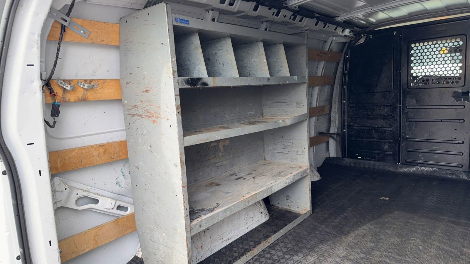 Used 2019 Chevrolet Express 2500 w/ Driver Convenience Package image 26