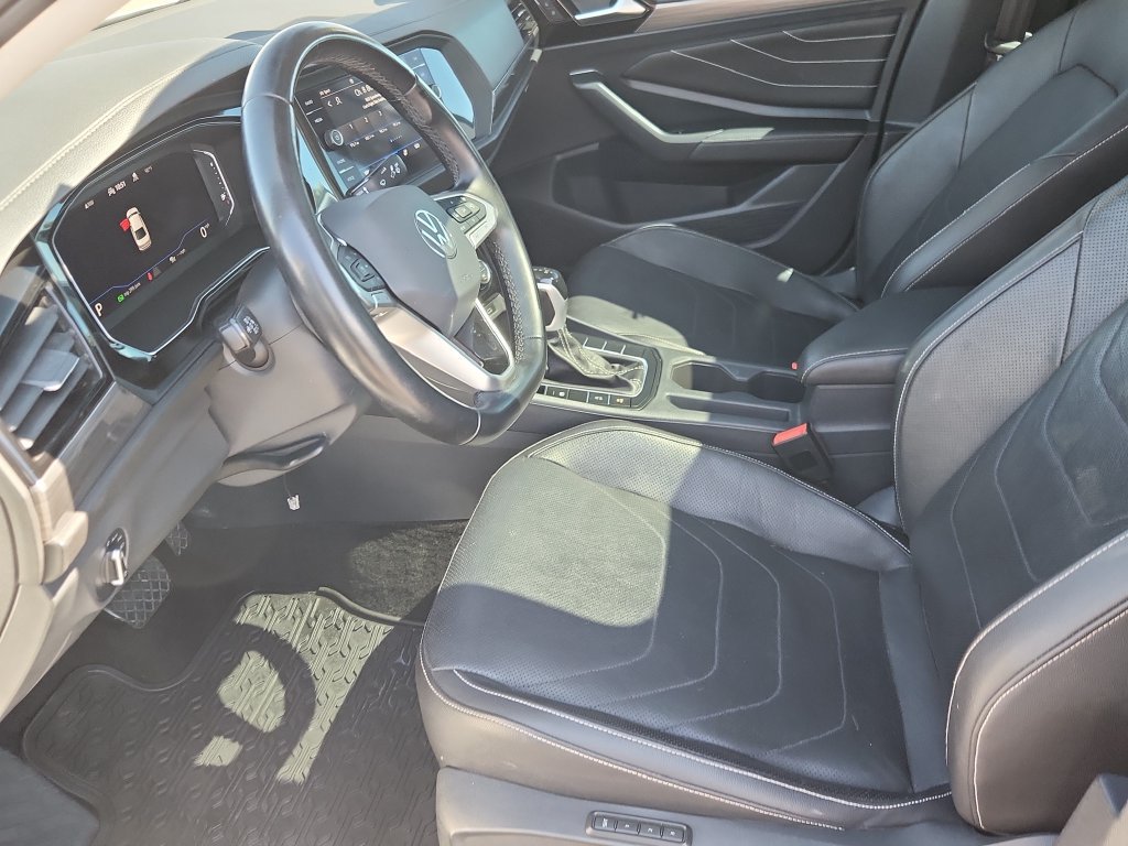 Used 2023 Volkswagen Jetta SEL FWD image 7