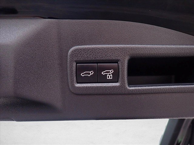 Used 2023 Subaru Solterra AWD image 9