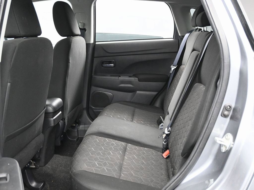 Used 2021 Mitsubishi Outlander Sport ES image 26