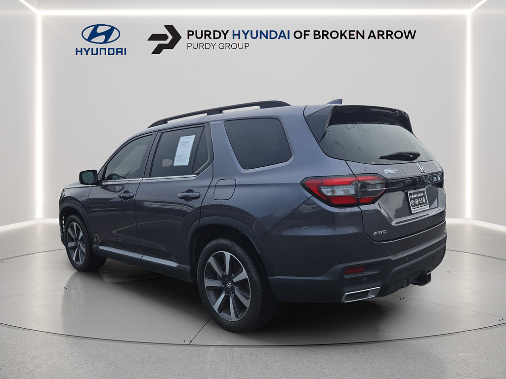 Used 2023 Honda Pilot Elite image 5