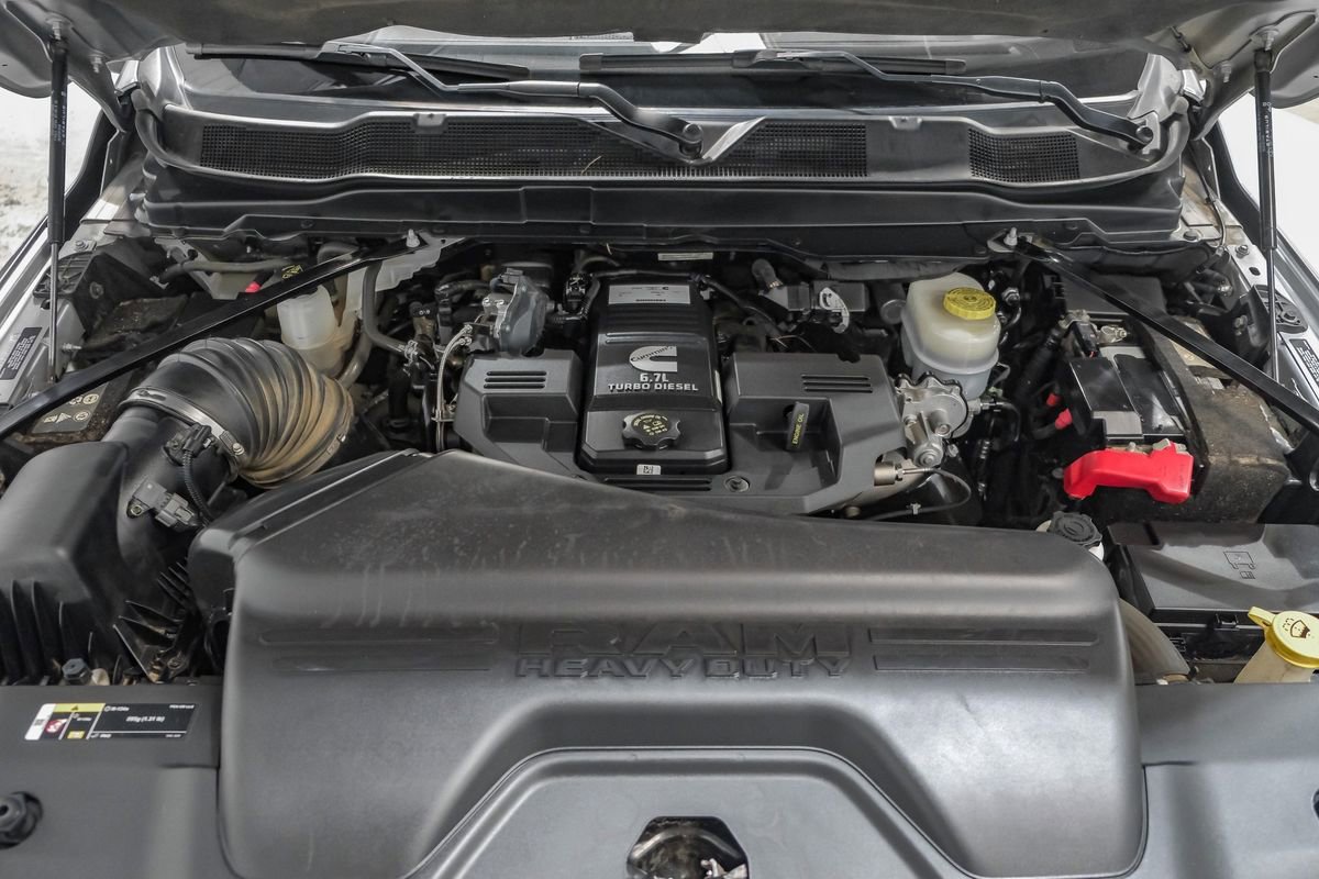 Used 2024 RAM 3500 Laramie image 61