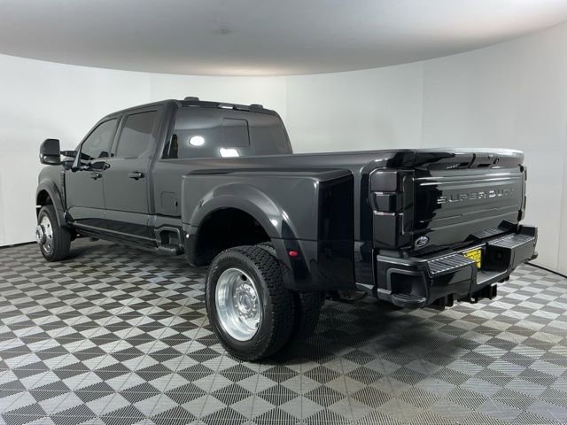 Certified 2025 Ford F450 Platinum w/ FX4 Off-Road Package image 6