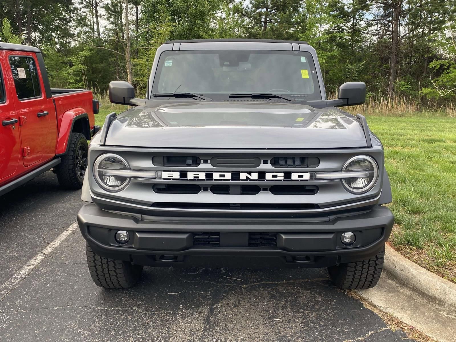 Used 2024 Ford Bronco Big Bend image 2