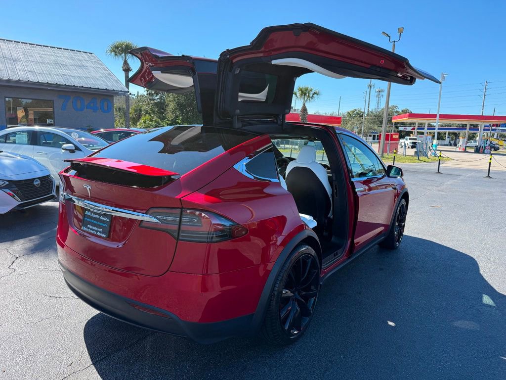 Used 2021 Tesla Model X Performance image 5