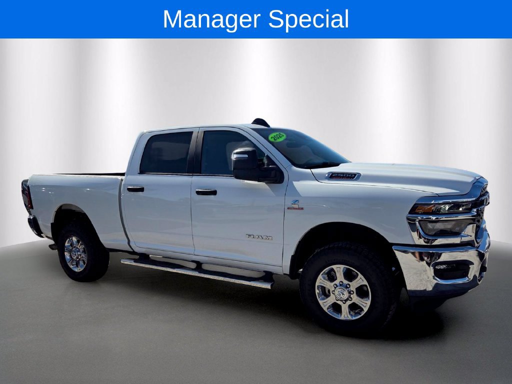 Used 2025 RAM 2500 Big Horn AWD/4WD image 2