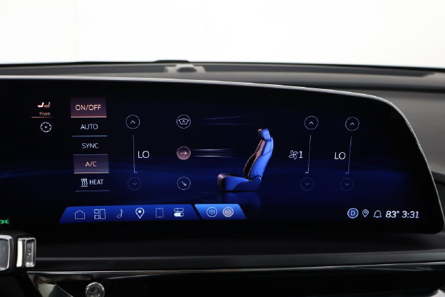 Used 2024 Cadillac Lyriq Tech RWD image 35