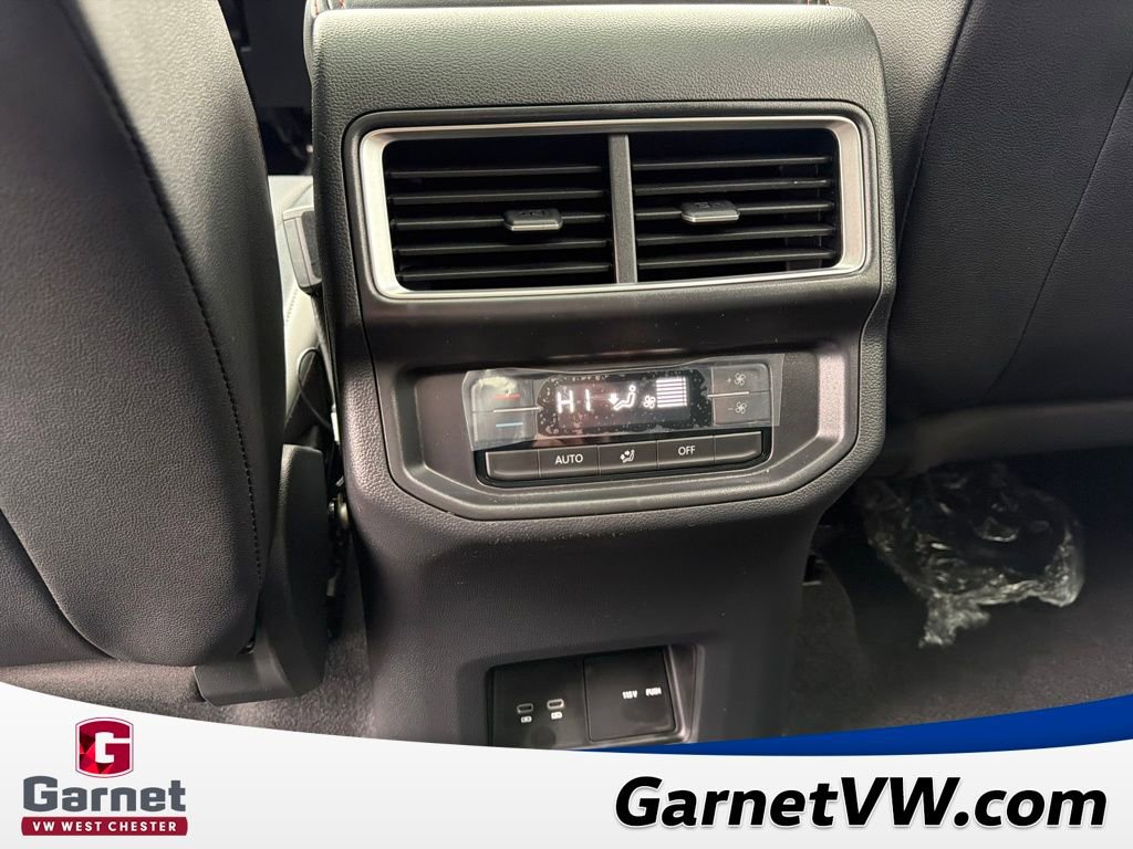 New 2026 Volkswagen Atlas Peak Edition image 29