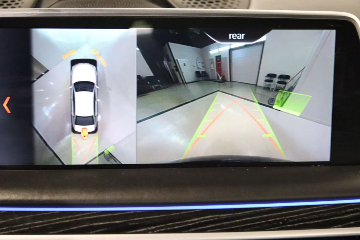 Used 2019 BMW 750i RWD image 22